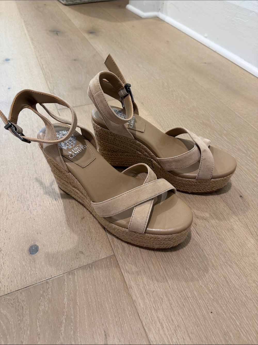 Vince Camuto Tan Wedges